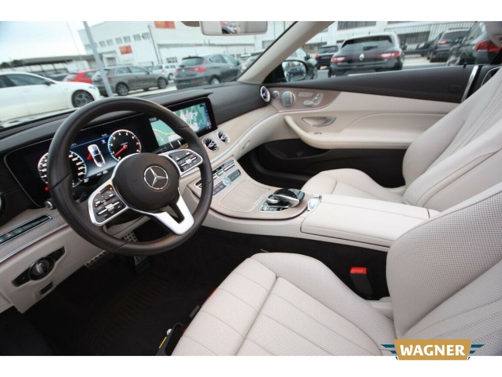 Fahrzeugabbildung Mercedes-Benz E 450 Cabrio 4Matic AMG Line Voll Voll Voll