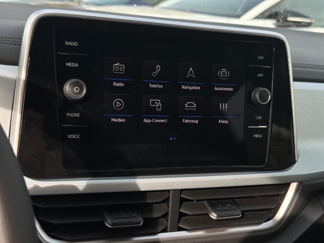 Fahrzeugabbildung Volkswagen T-ROC Life GOAL 1.5 l TSI OPF 110 kW (150 PS) 7-