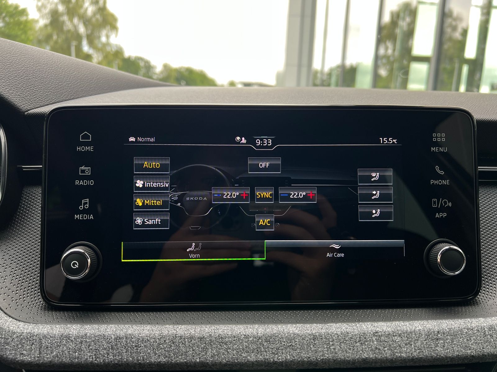 Fahrzeugabbildung SKODA Kamiq Selection 1.0 TSI DSG *ACC, LED, Kamera, S