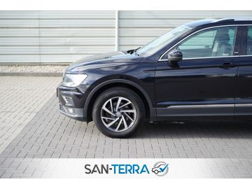Volkswagen Tiguan - 10