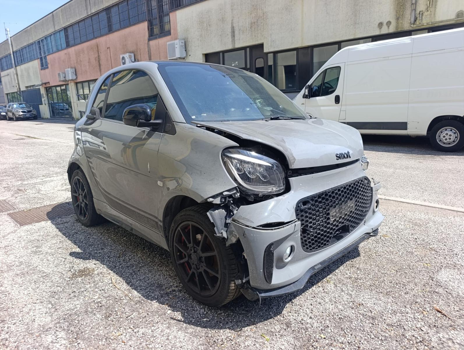 Smart ForTwo coupé 60kW EQ Batterie