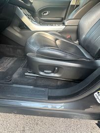 Land-Rover Range Rover Evoque - 12