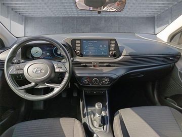 Hyundai i20 - 12