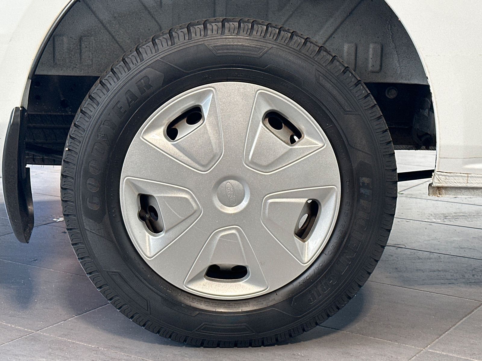 Fahrzeugabbildung Ford Transit Custom 280 L1H1 SORTIMO+NAV+KAMERA+PDC
