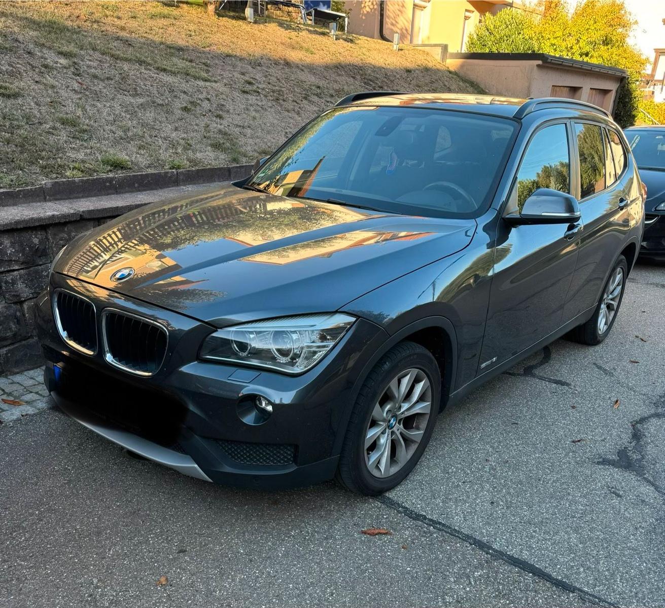 BMW iX1