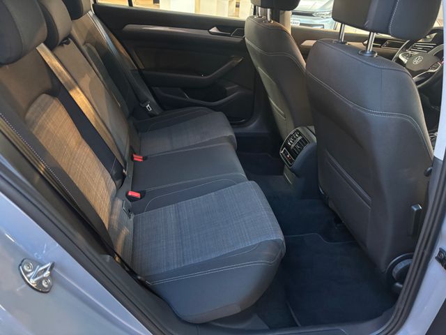 Passat Variant 2.0 TDI *LED*APP*DAB*NAVI*