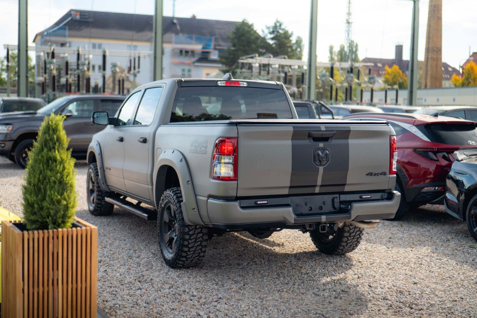 Fahrzeugabbildung Dodge RAM 5.7 V8 HEMI 4x4 OFFROAD RAPTOR Style 19% VAT