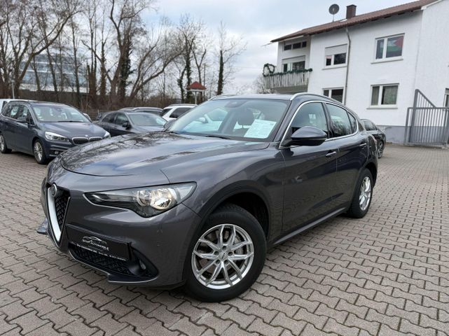 Alfa Romeo Stelvio Super*Q4*Connected*Kamera*AHK*8-Fach*Len