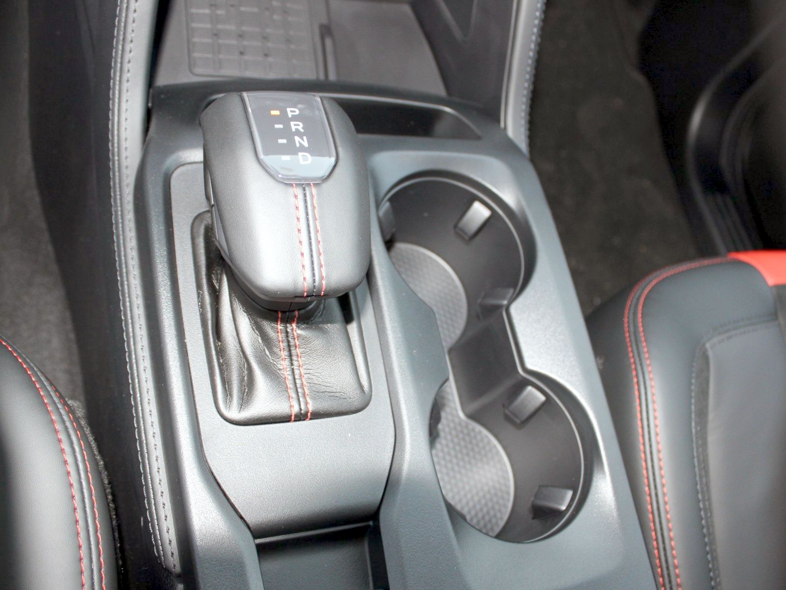 Fahrzeugabbildung Ford Ranger Raptor e-4WD Doppelkabine