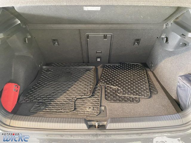 Golf VIII 2.0 TSI DSG GTI NAVI KLIMA KEYLESS PDC
