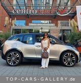 BMW s 120Ah SPORT NavProf Driv+ Blaue Gurte - silberne BMW i3