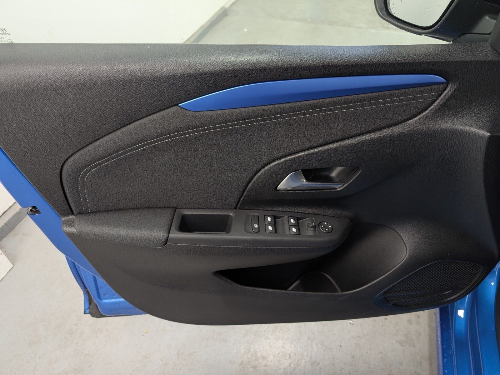 OPEL Corsa  YES 1.2 Turbo LED CarPlay SHZ – Bild 32