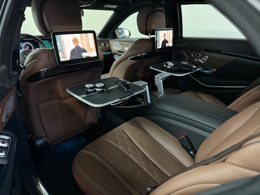 Mercedes-Benz S 600