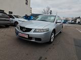Honda Accord Lim. 2.0 - silberne Honda Accord