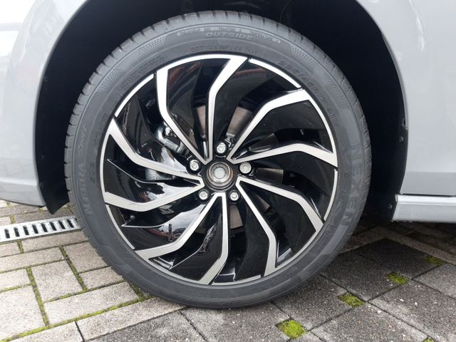 Golf Variant Move 1,5 l eTSI  110 kW DSG  Standh