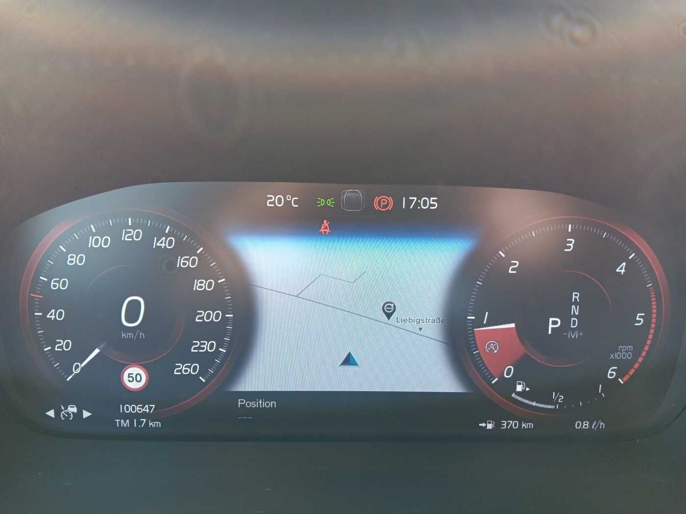 Fahrzeugabbildung Volvo XC40 D4 AWD Aut. Momentum Pro 'Glasdach, AHK'