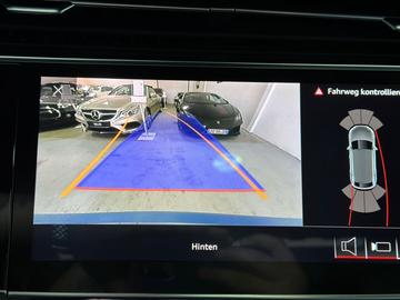 2019 AUDI Q8 — миниатюра 14