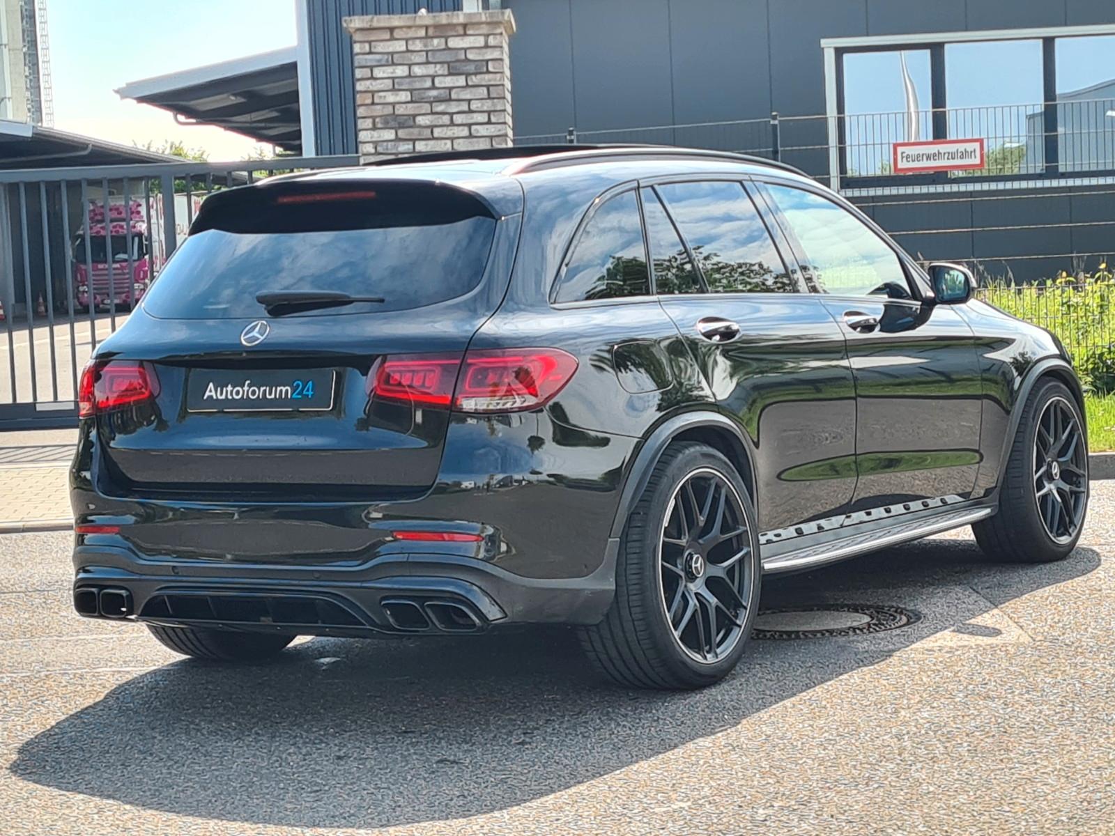 Mercedes-Benz GLC 63 AMG 4Matic*Autom.*Navi*Kamera*Panorama*