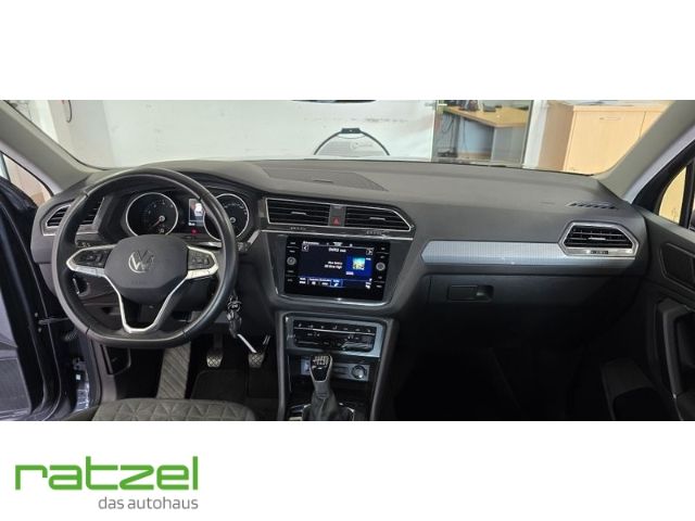Fahrzeugabbildung Volkswagen Tiguan Life 1.5 TSI Navi LED ACC Apple CarPlay A