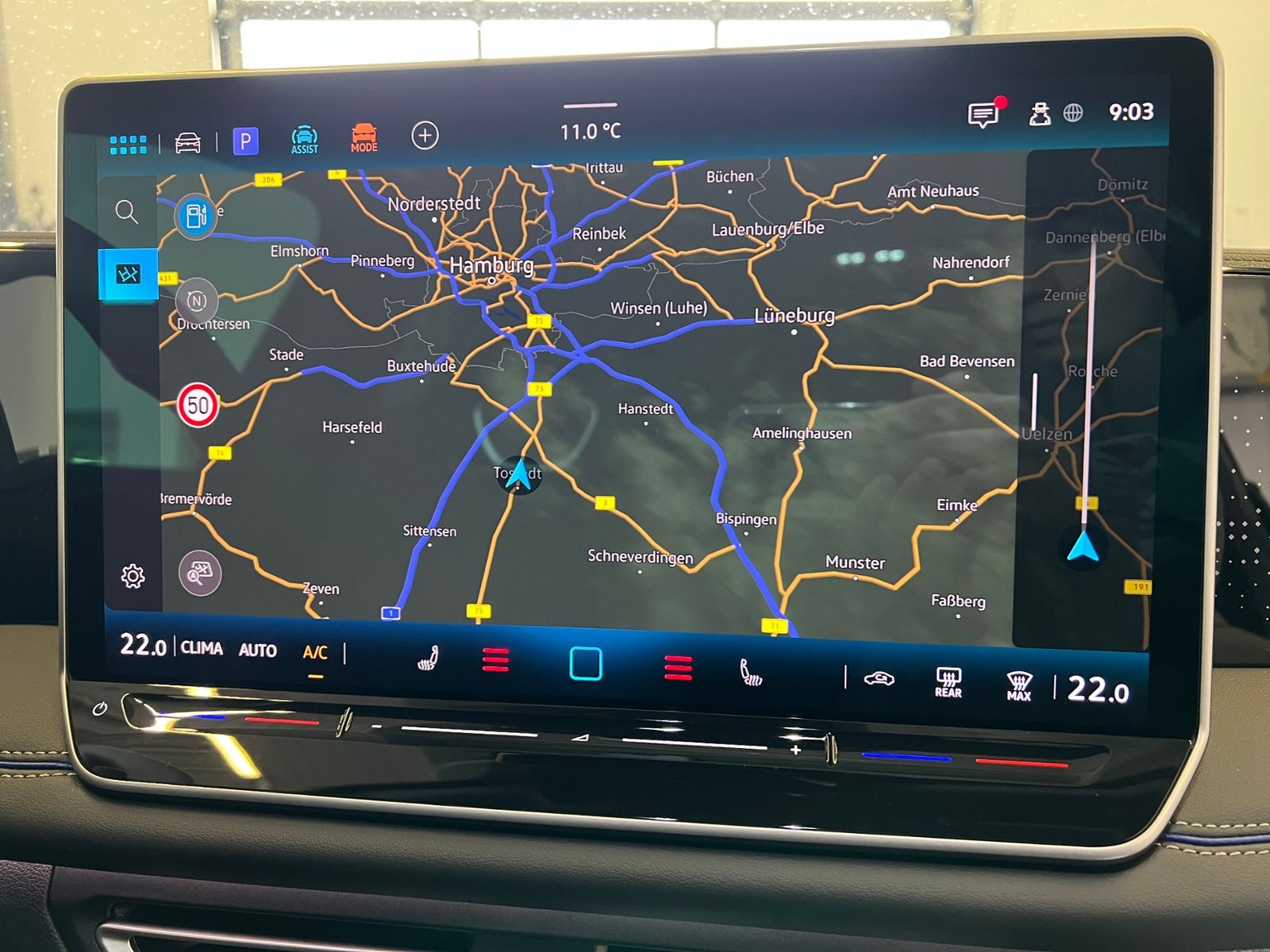 Fahrzeugabbildung Volkswagen Tiguan R-Line 1.5 eTSI DSG *AHK, IQ.Light, DCC,