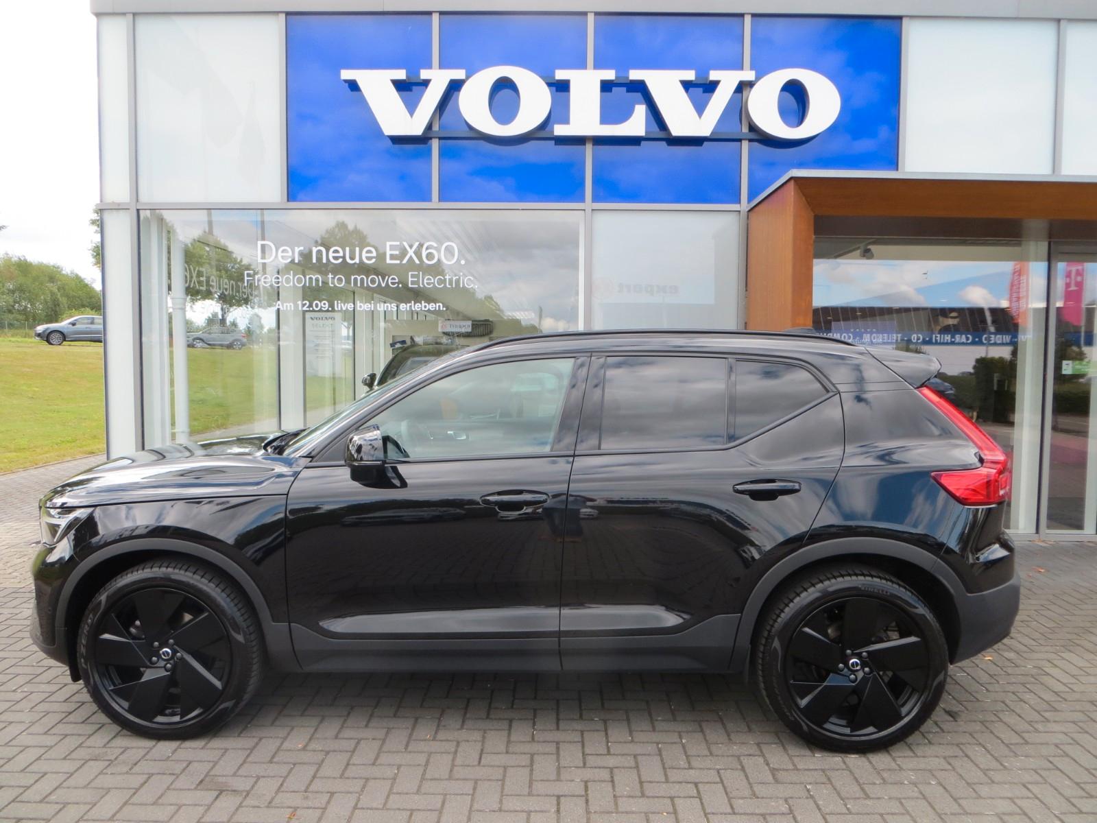 Volvo XC40 B3 Plus Black Edition PIXEL 360° AHK