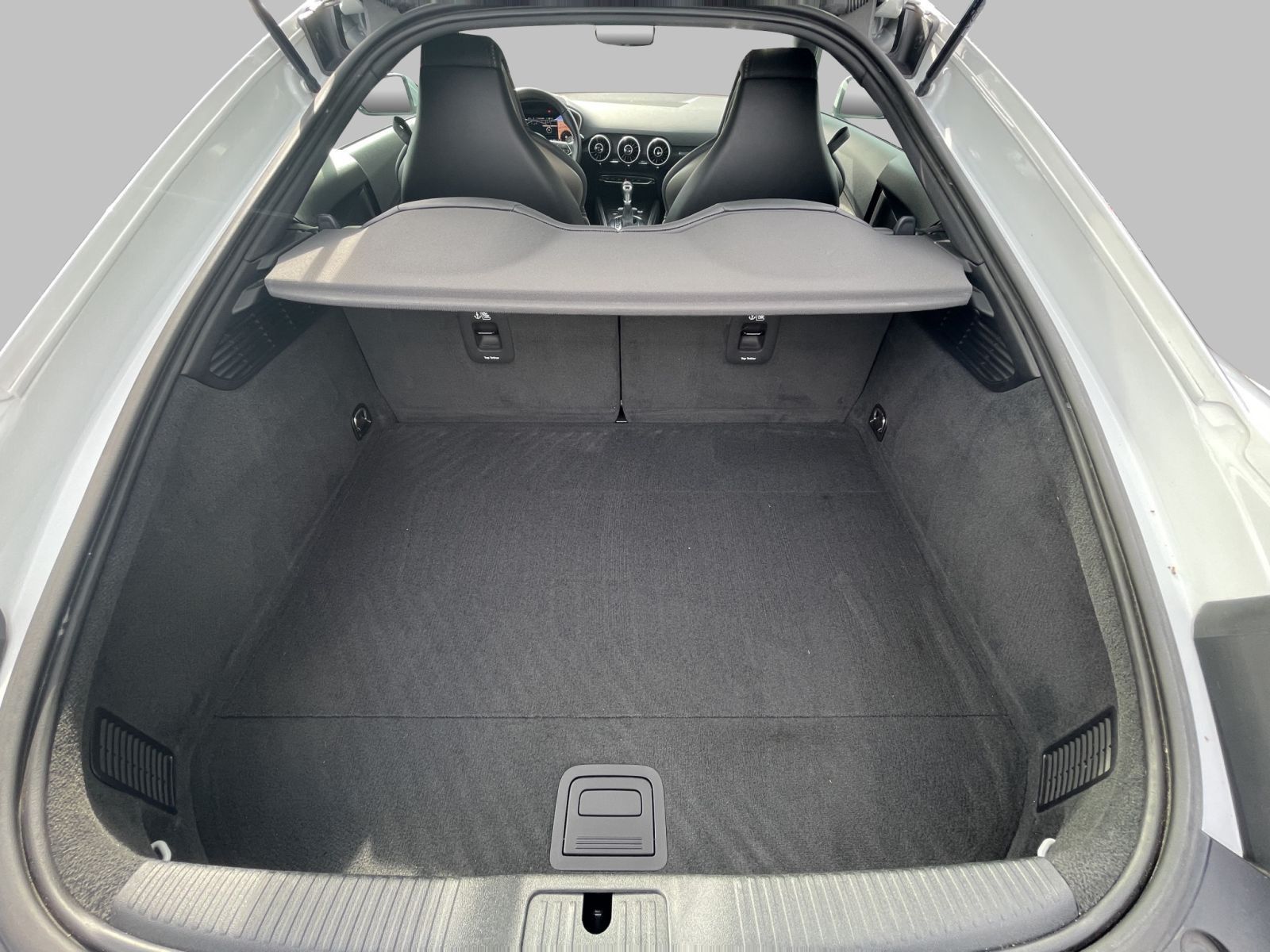 Audi TT - Bild 21