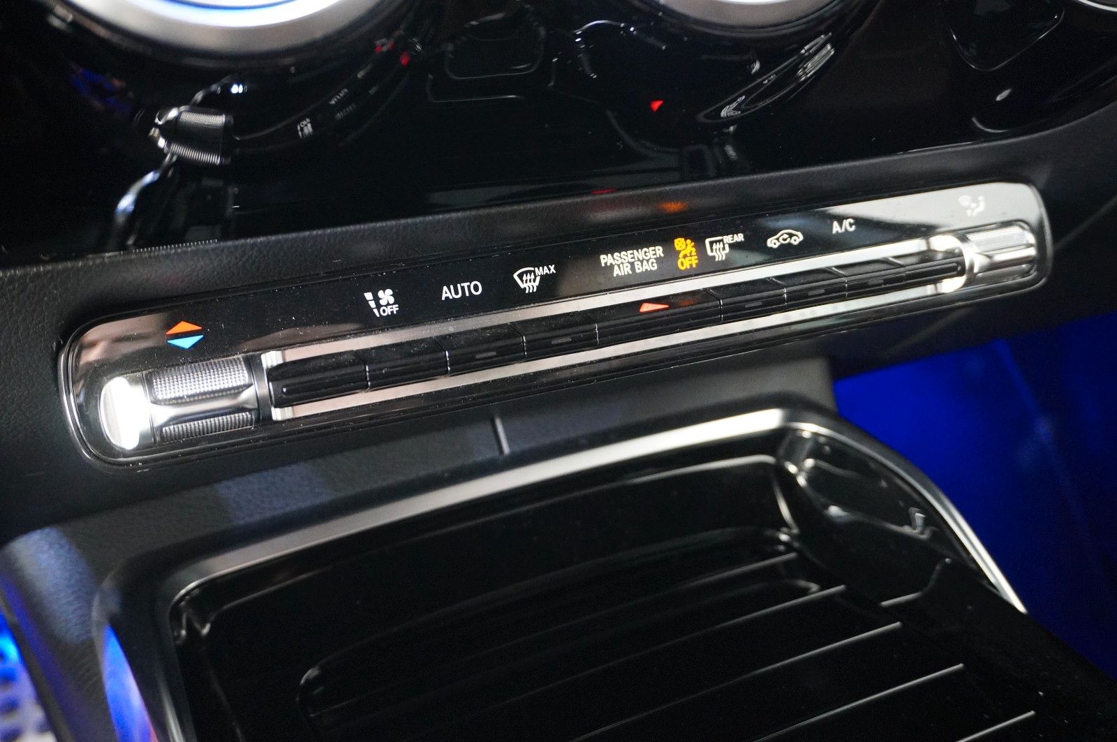 Fahrzeugabbildung Mercedes-Benz A 45 AMG 4MATIC 8G-DCT NAVI/LED/KAMERA/BURM./DAB