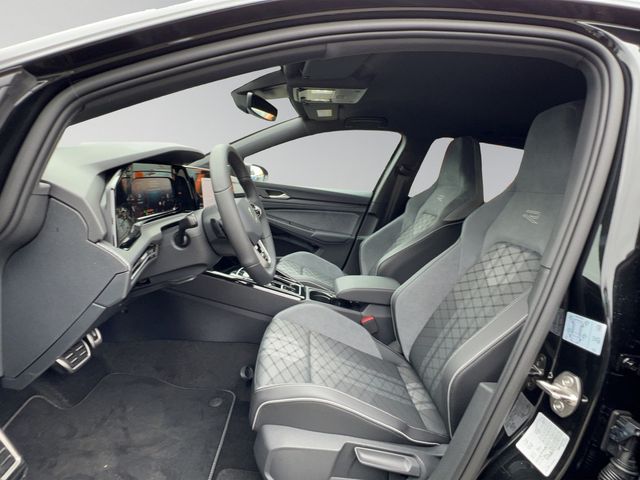 Golf VIII Variant 2.0 TDI R-Line DSG