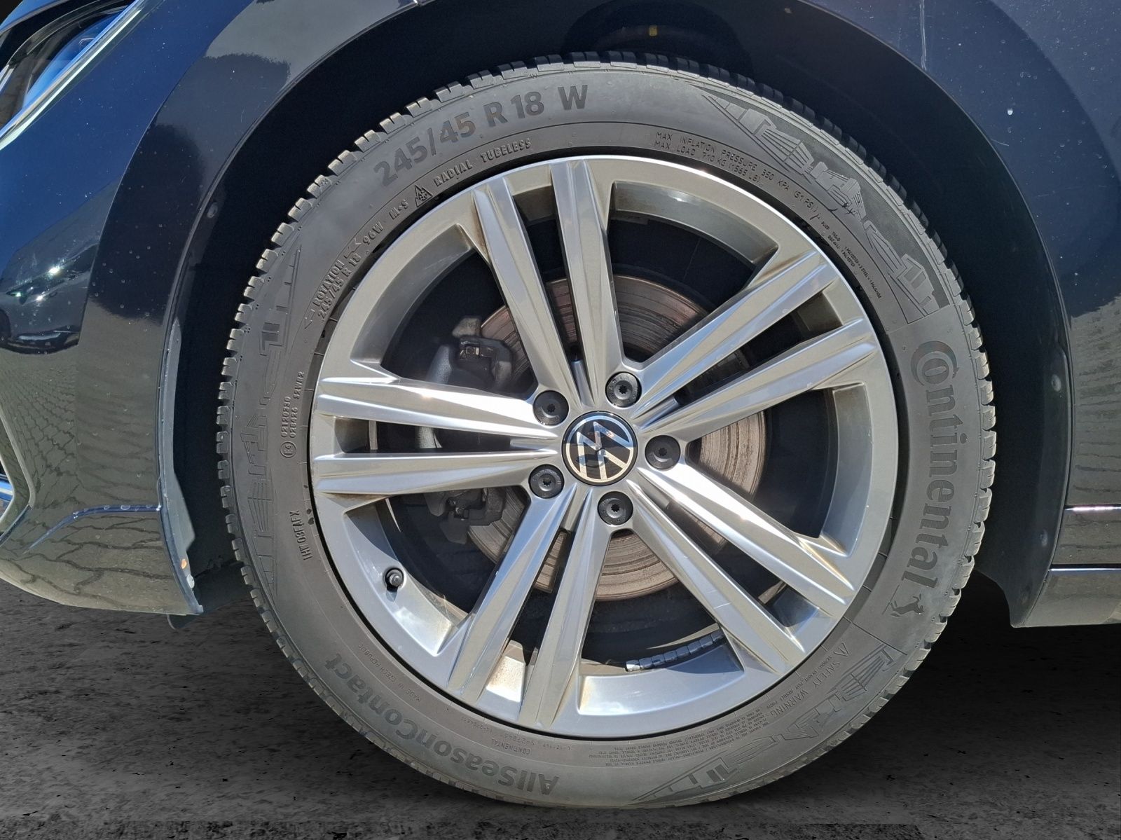 Fahrzeugabbildung Volkswagen Arteon SB TDI R-Line DSG Matrix AHK Navi AID ACC