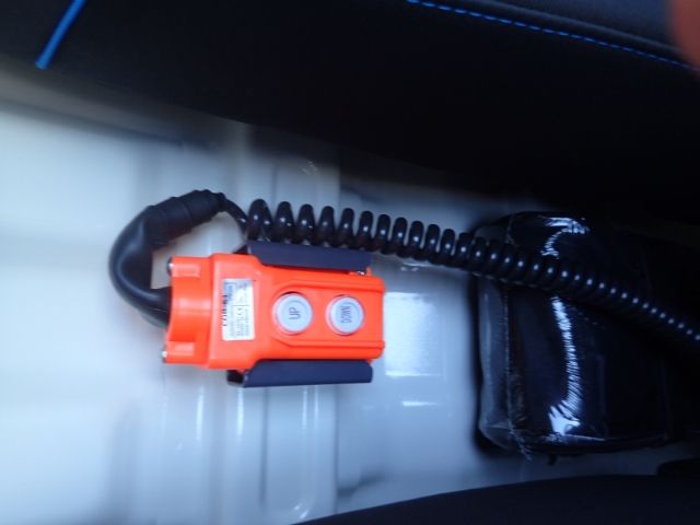 Fahrzeugabbildung Piaggio Porter NP6 3-Seitenkipper SW 265 LPG SR TOP-Pake