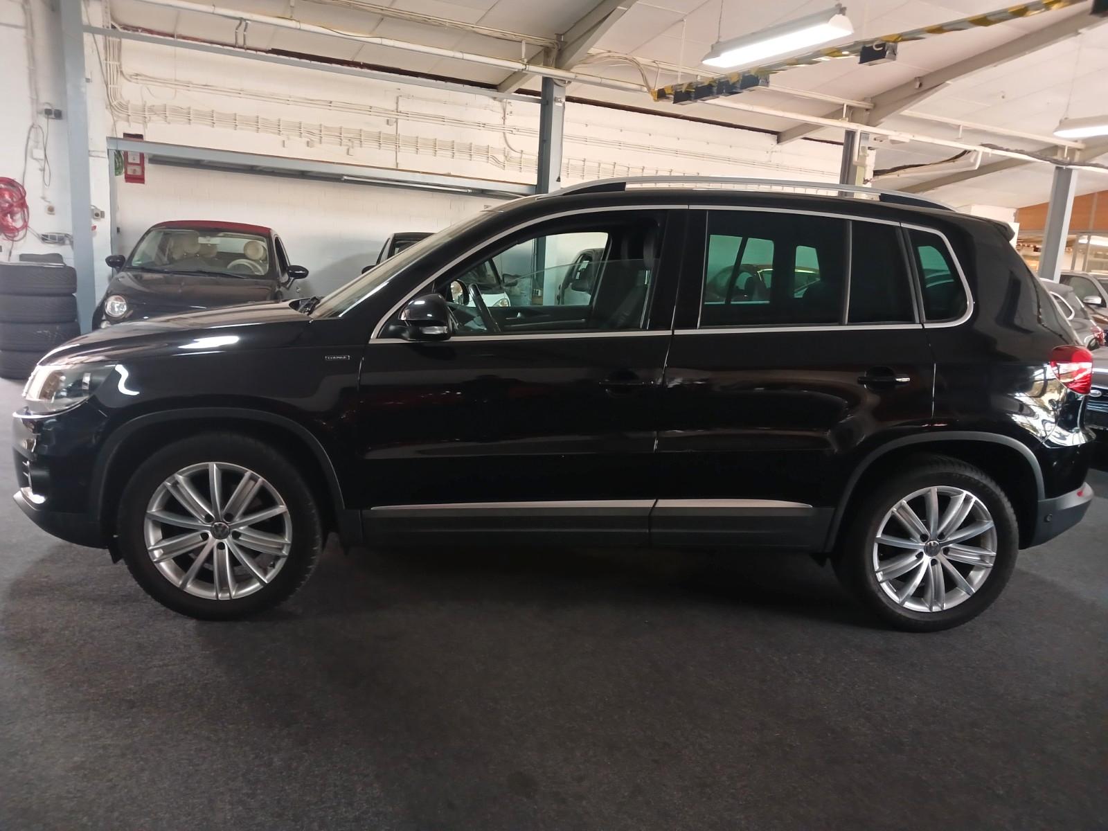 Volkswagen Tiguan Lounge Sport & Style STHZG PANO GARANTIE