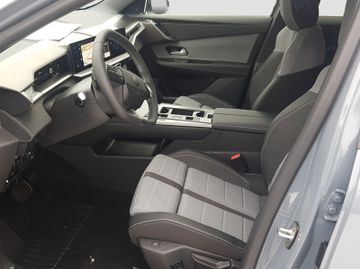 Fotografie 9 des Opel Grandland (X) Grandland 1.2 Ultimate Allwetter Matrix Head-Up