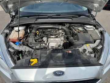 Ford Focus - 8