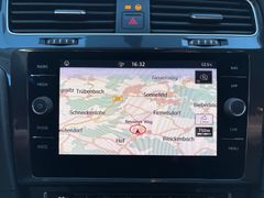 Fahrzeugabbildung Volkswagen Golf VII Variant Comfortline Navi Sitzh ACC AHK