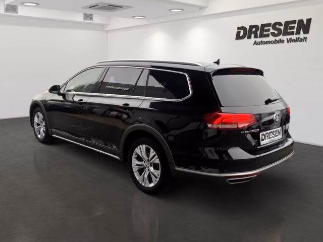 Volkswagen Passat Alltrack 2.0TSI 220PS 4Motion/AHK/ACC/Nav