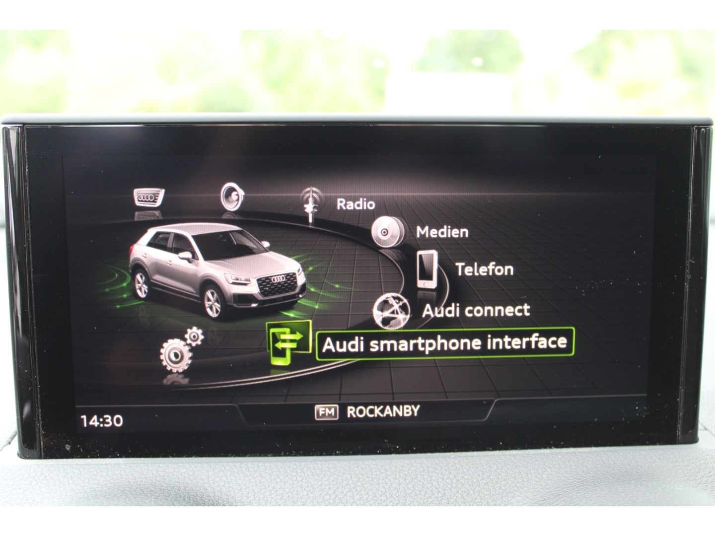 Q2 35 TFSI S-tronic - APP*Keyless*elHeckkl.*AHK!