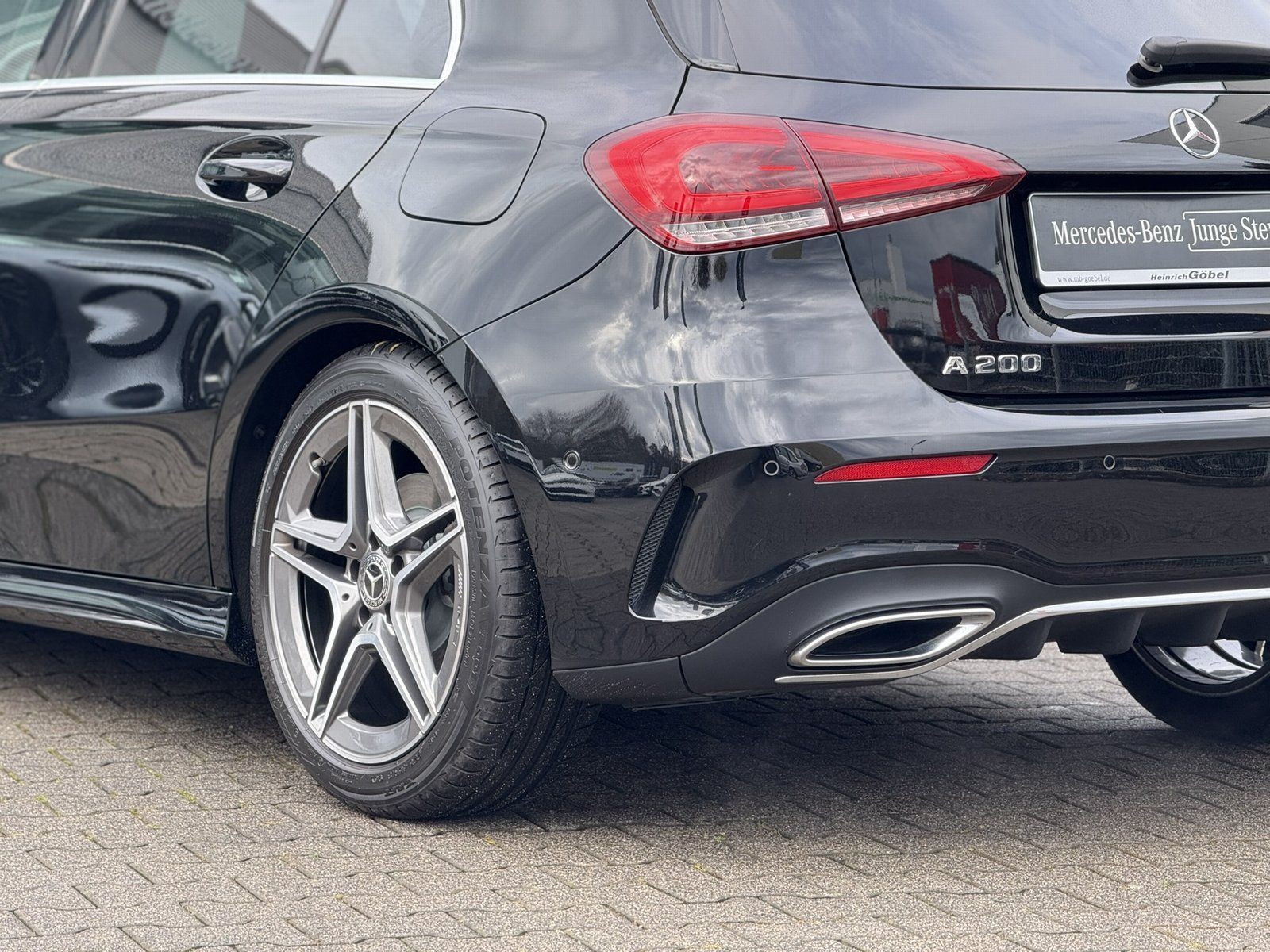 Fahrzeugabbildung Mercedes-Benz A 200 AMG*LED*NAVI-PREMIUM-PAKET*SITZHEIZUNG