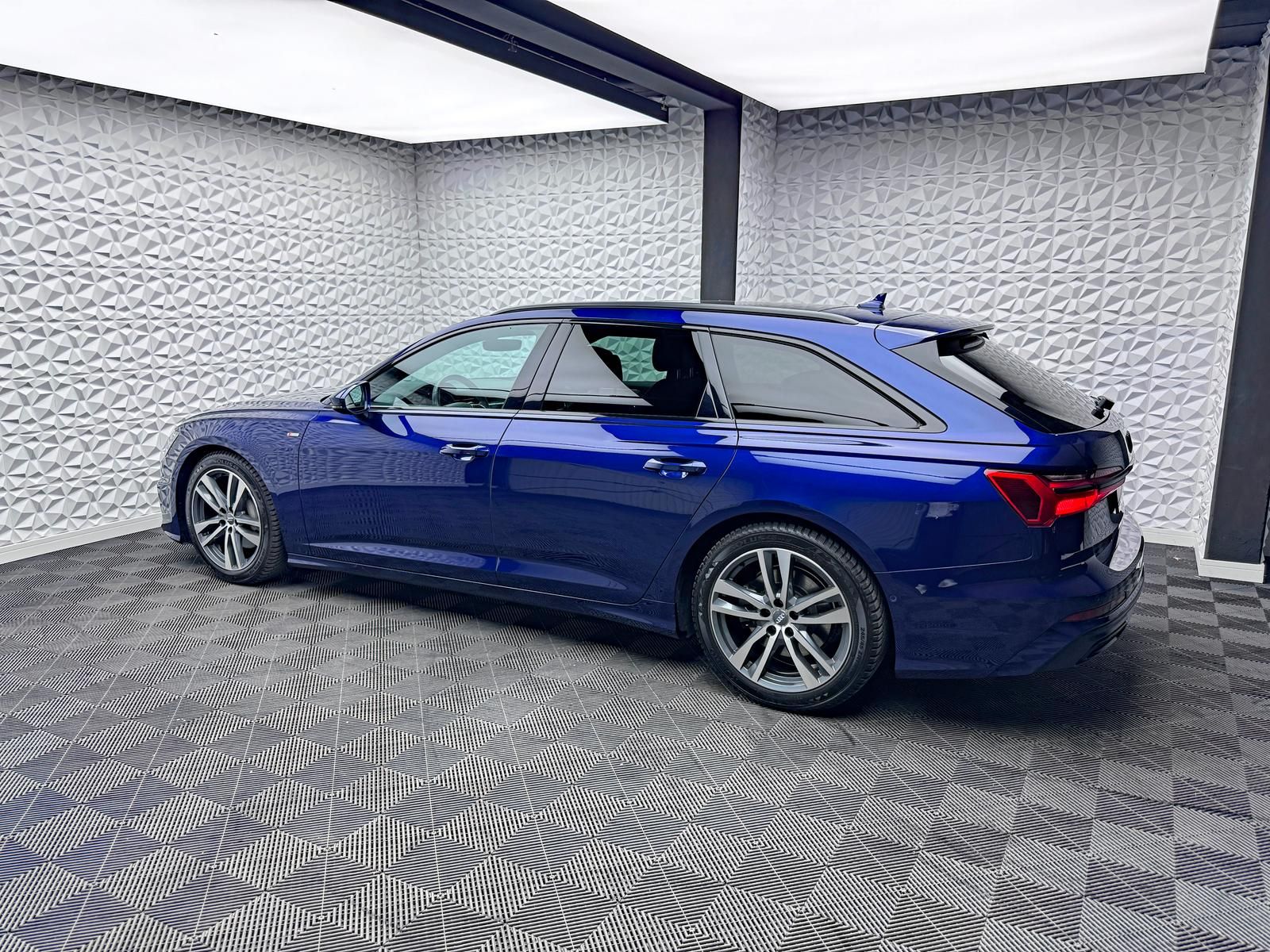 Fahrzeugabbildung Audi 45 TFSI QUAT/S-LINE/ACC/PANO/STANDHZ/B&O/KEYL/DA