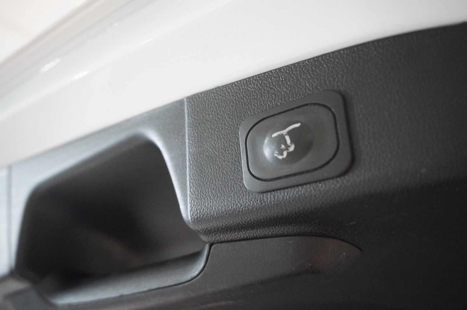 Fahrzeugabbildung Ford Focus Turnier 2.0D TITANIUM NAVI/LED/KAMERA/SHZ