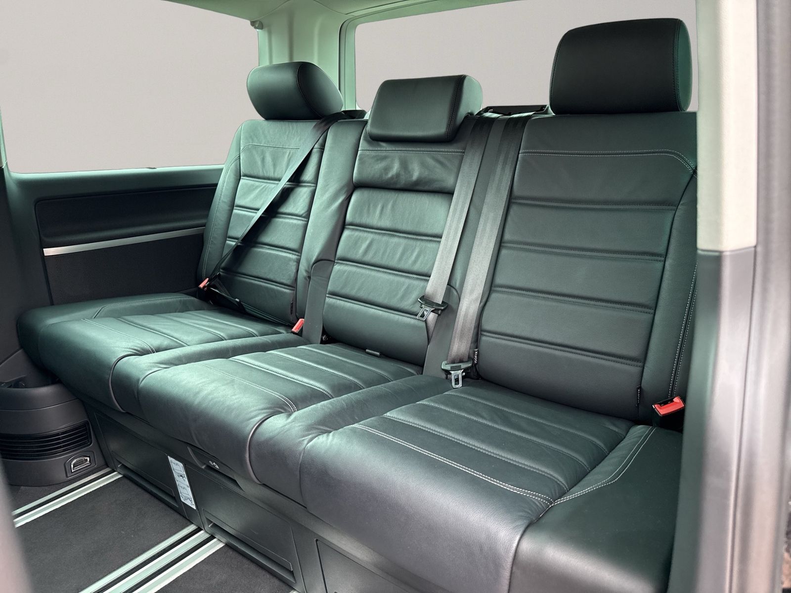 T6.1 Multivan Comfortline 4Motion 2.0 TDI, Stand
