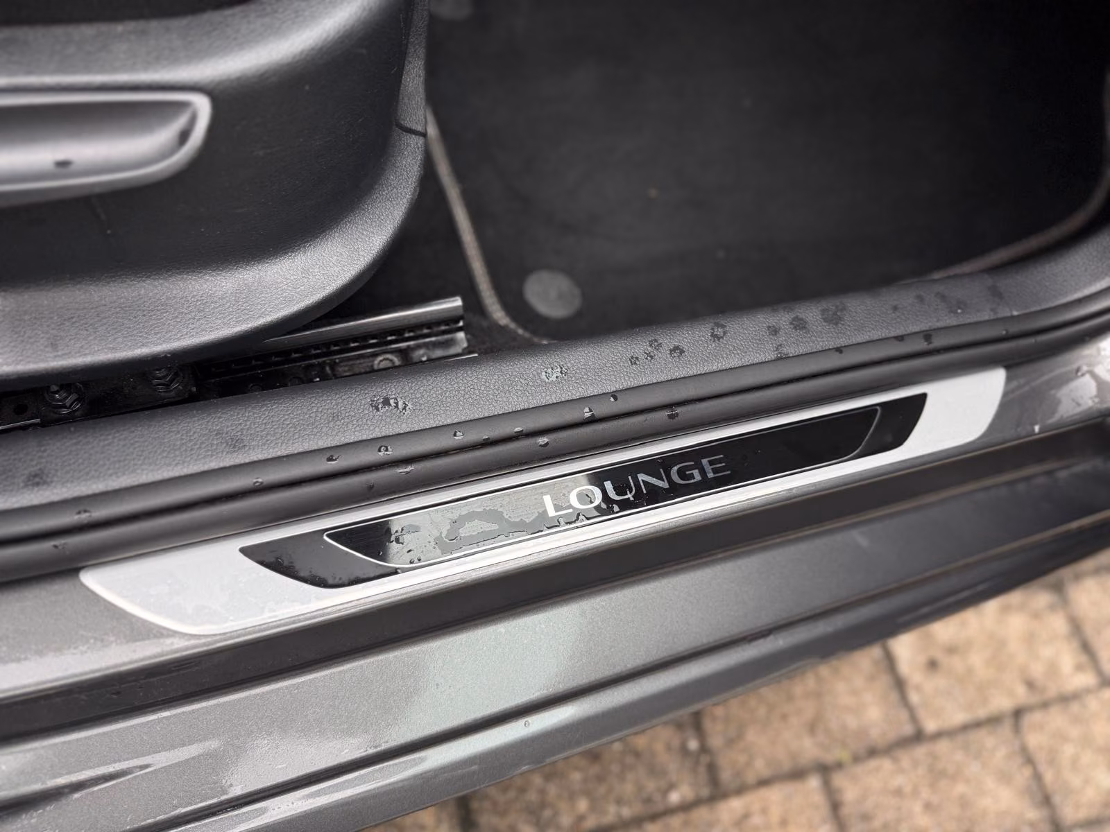 Volkswagen Polo 1,2 Lounge BMT DSG LED Navi SHZ Scheckheft