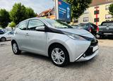 Toyota Aygo (X) x-play touch 1.Hand Kamera Tempomat - Toyota Gebrauchtwagen in Saarbrücken