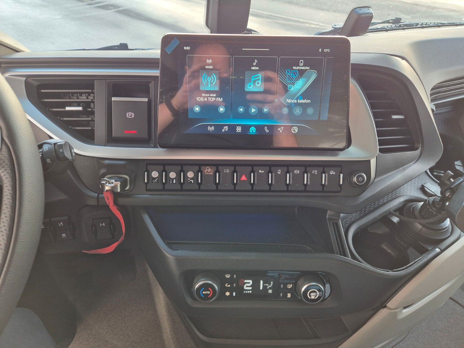 Fahrzeugabbildung Iveco AS280X58Y/ PS ON Meiller AK 16. T Funk AHK Cam