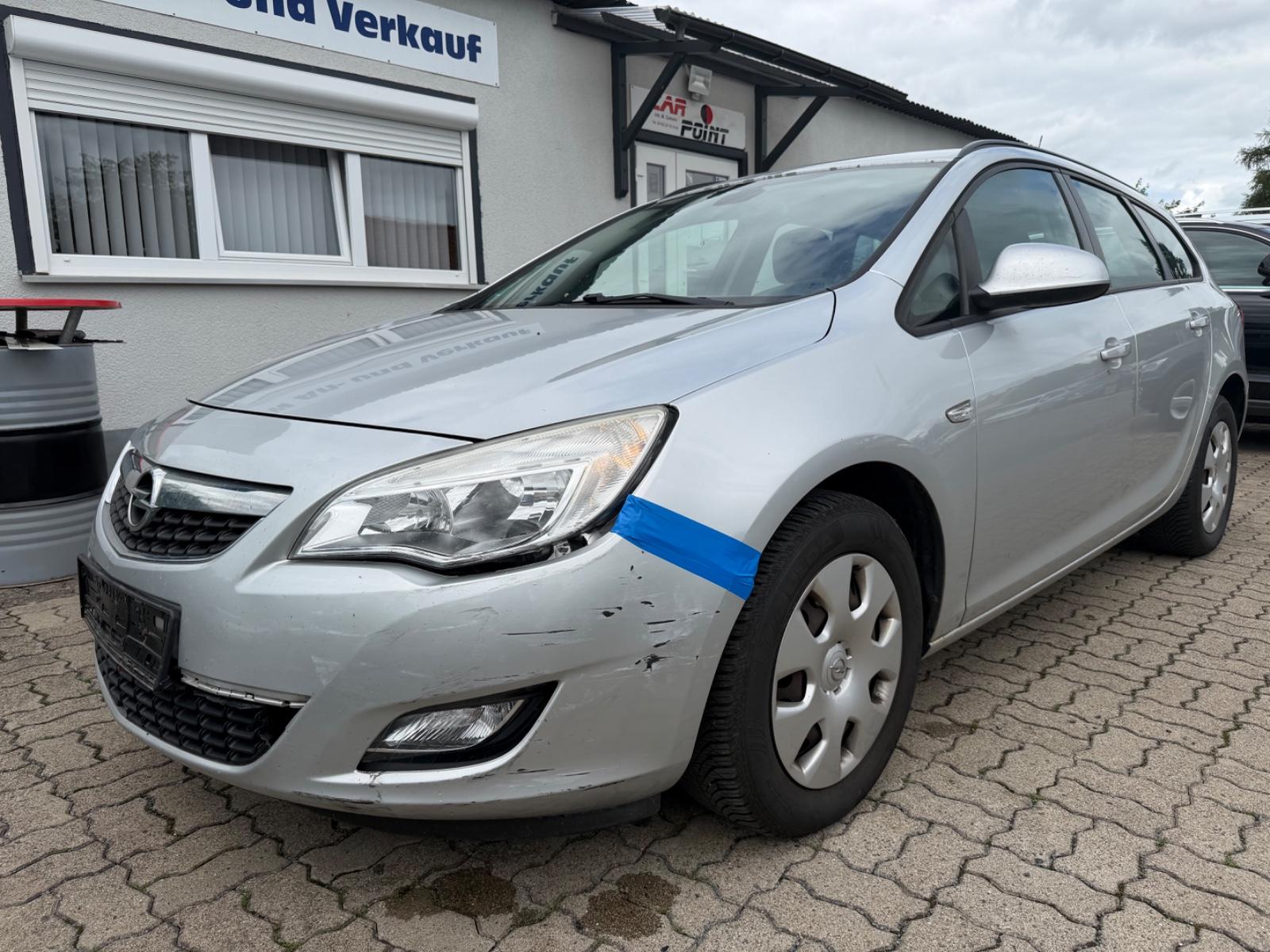 Opel Astra J Sports Tourer Selection