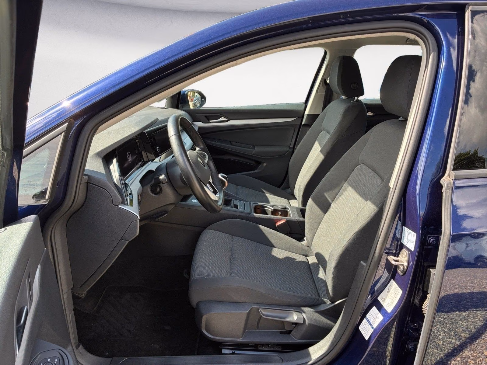 Volkswagen Golf 1.0 TSI DIGITAL-COCKPIT*SHZ*LHZ*PDC*KLIMA*D, миниатюра 7