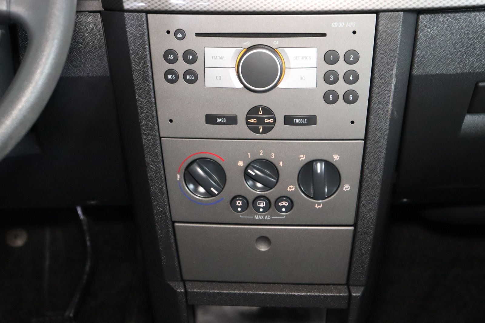 Fahrzeugabbildung Opel Meriva 1.4 HU/AU 11.26 Edition