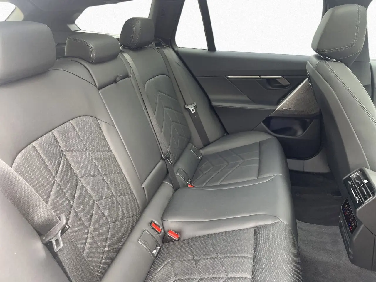 BMW 520i Tour M Sport Pano DAPro Pa+ HK Iconic Glow