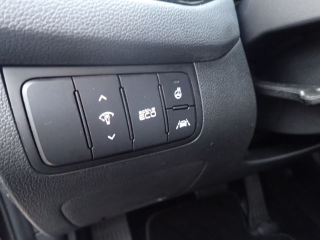 Fahrzeugabbildung Kia Ceed Spirit El. Panodach Navi Xenon Kurvenlicht