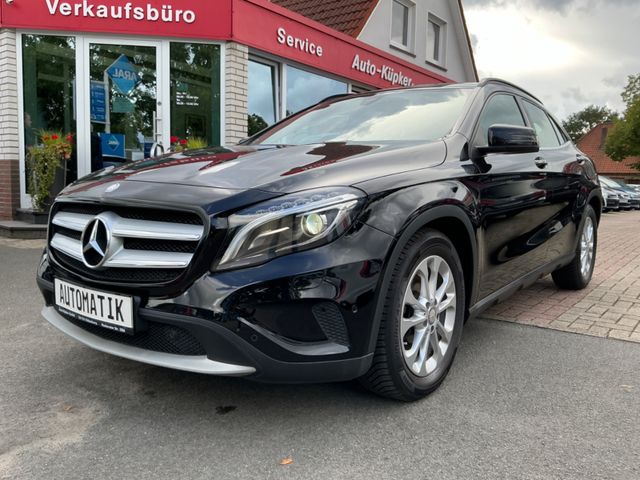 Mercedes-Benz GLA 180 SHZ NAVI BT PDC Allwetter