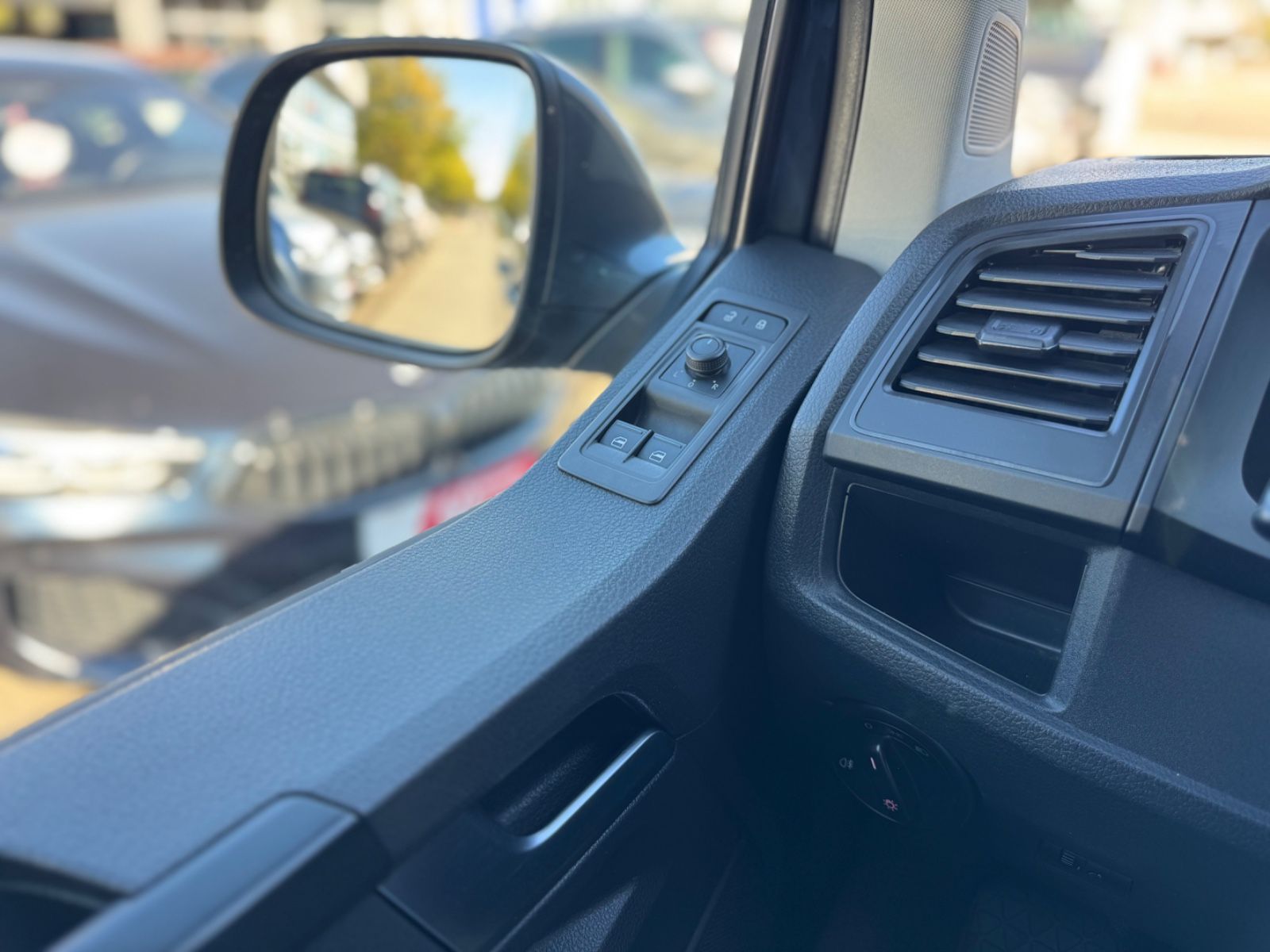 T6 Caravelle *LED*AT-Motor*Temp*Sitzheiz*8Sitze*